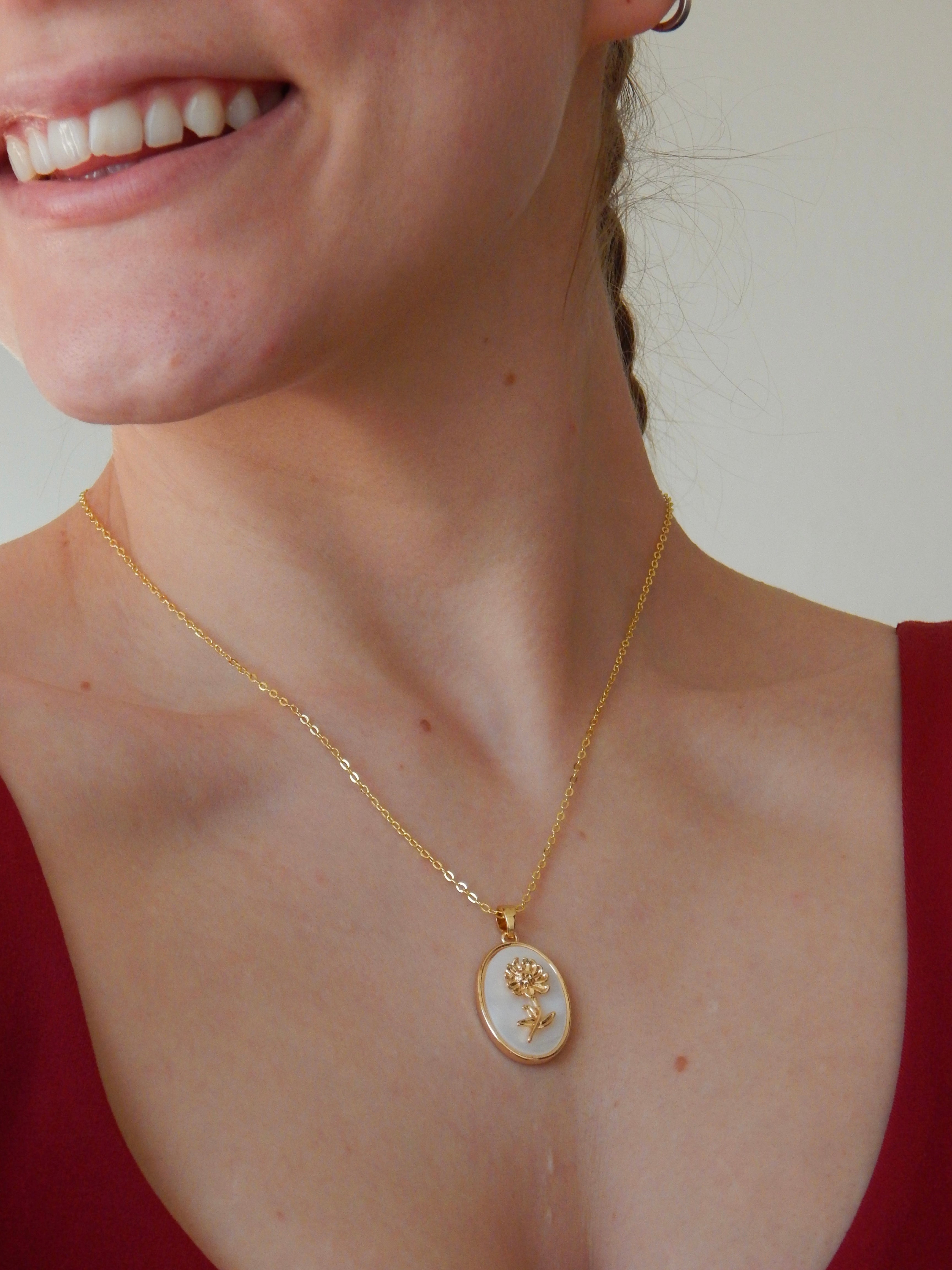 Birth Flower Pendant Necklace