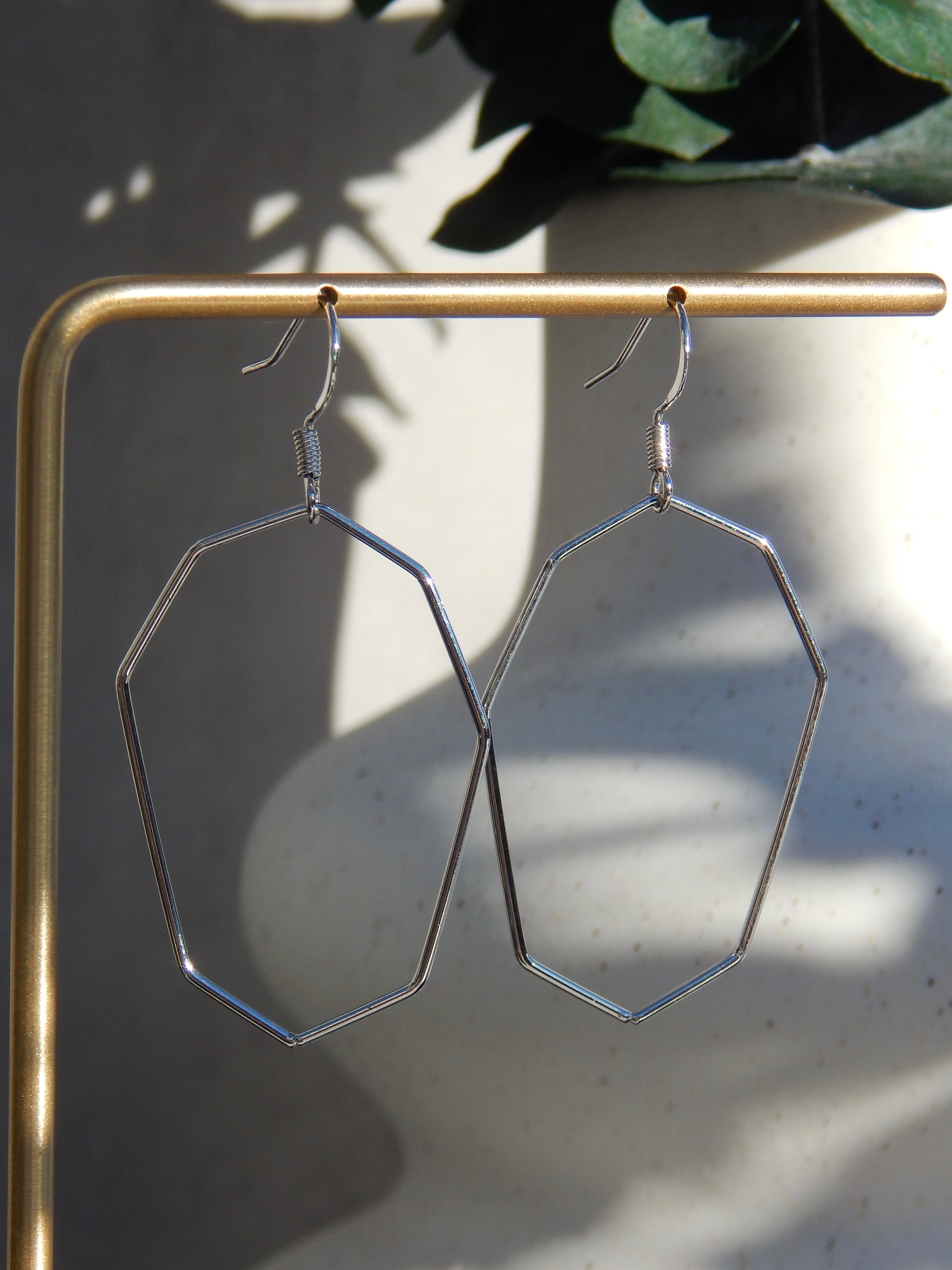 Simple Hexagon Dangles