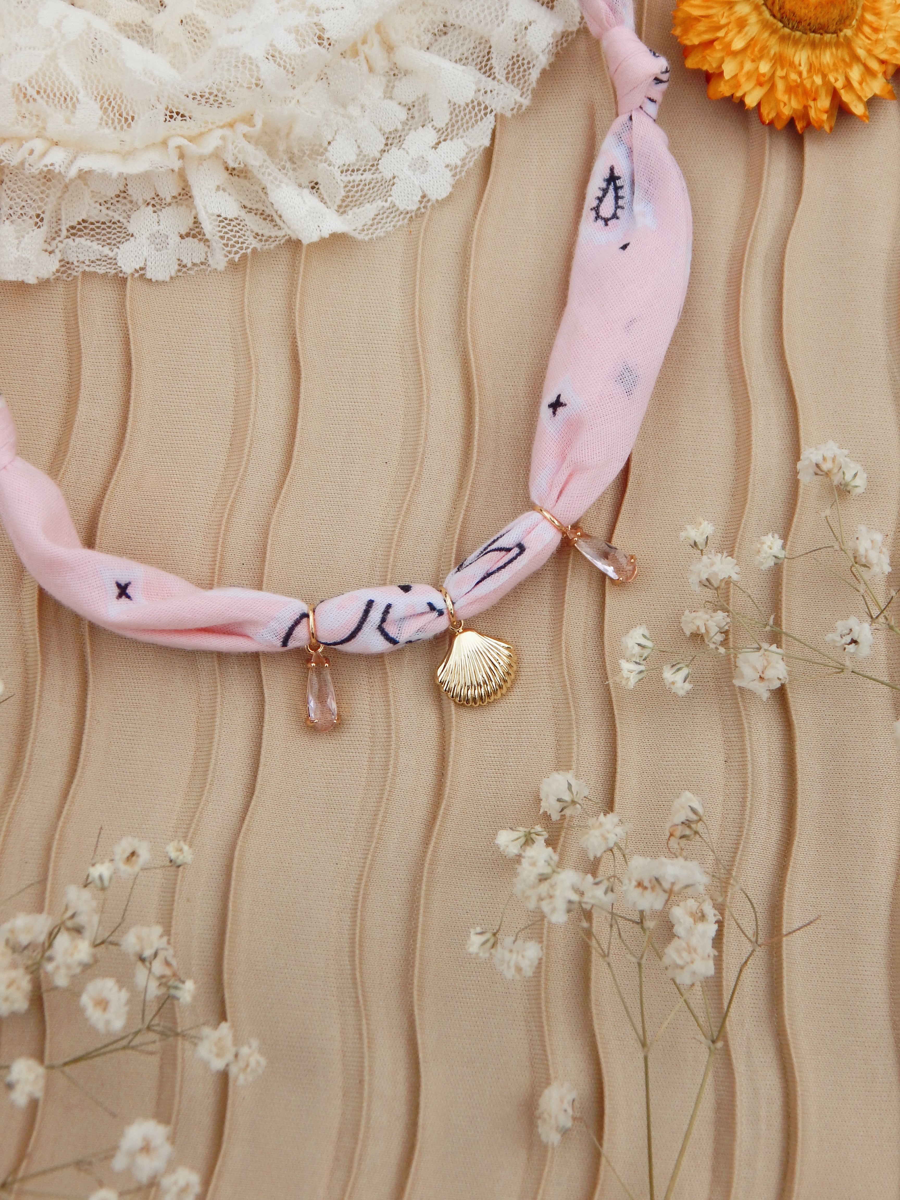 Sea of Light Bandana Charm Necklace – Adjustable 20” Max | 18k Gold Shell & Lucite Drops