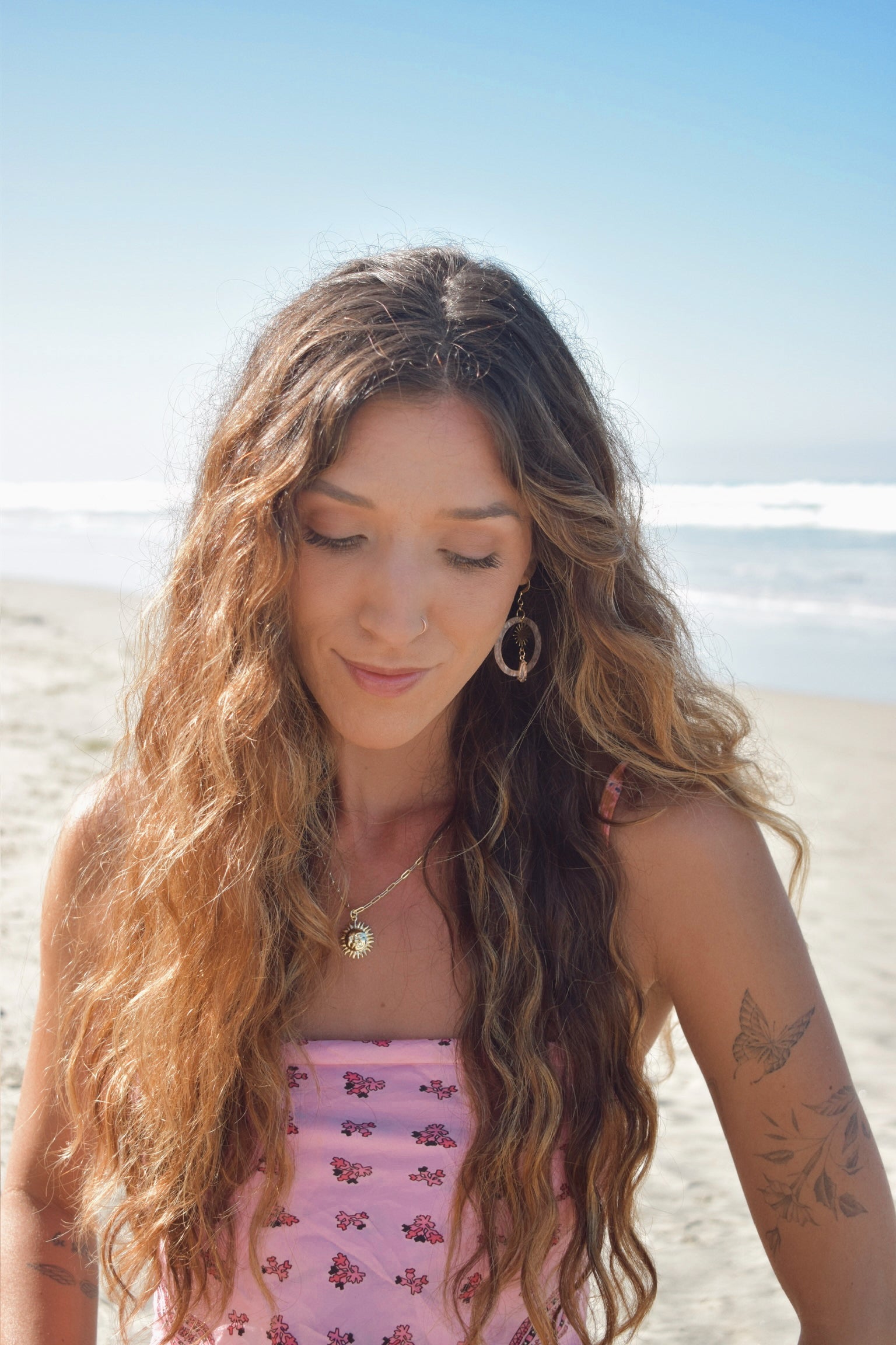 Sunlit Glow Hoop Earrings – Pink Marble Resin with Brass Sunburst & Blush Lucite Drop