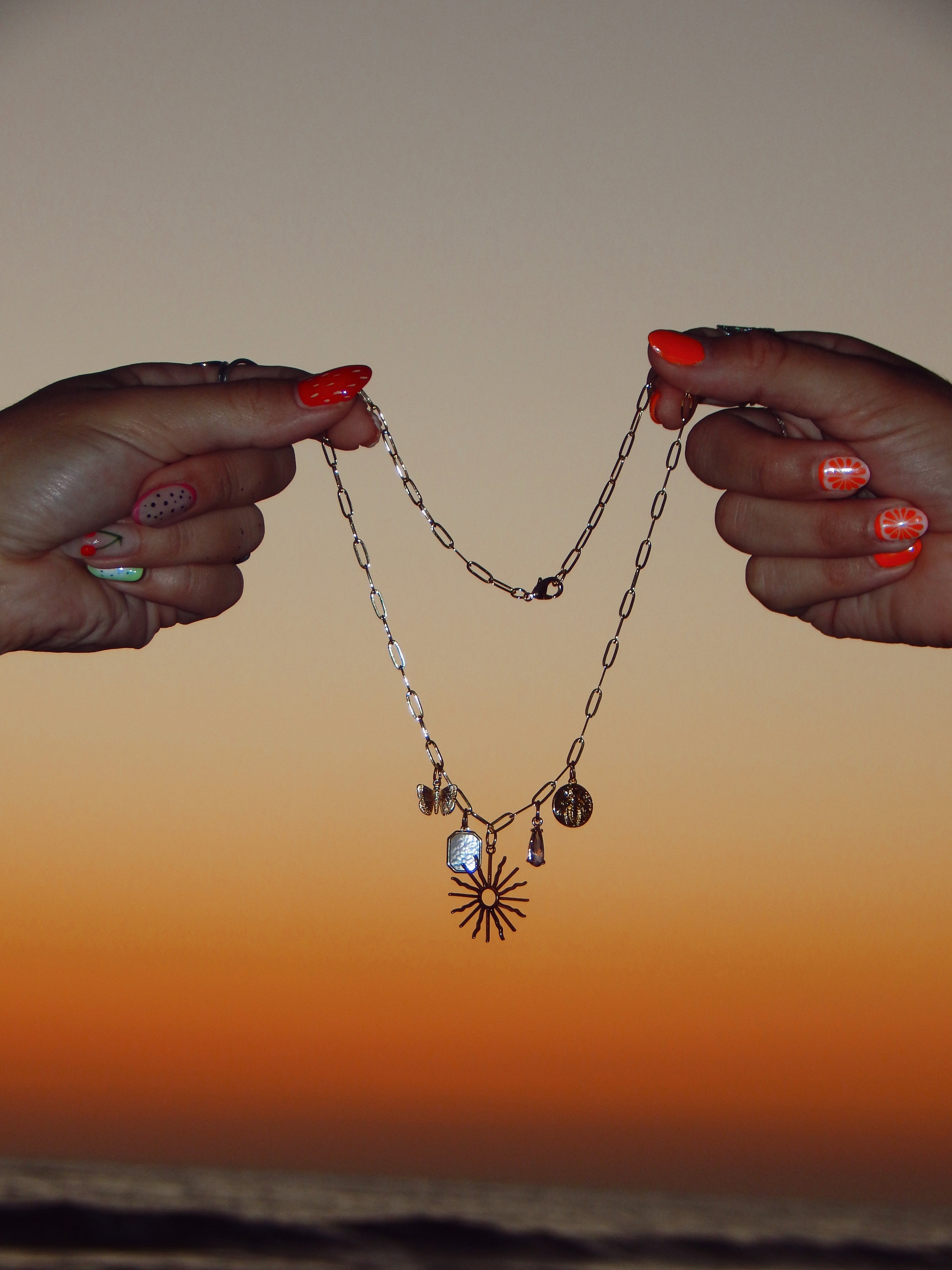 Sunshine Charm Paperclip Necklace – 18k Gold Chain with Butterfly, Mother of Pearl, Sun & Bee