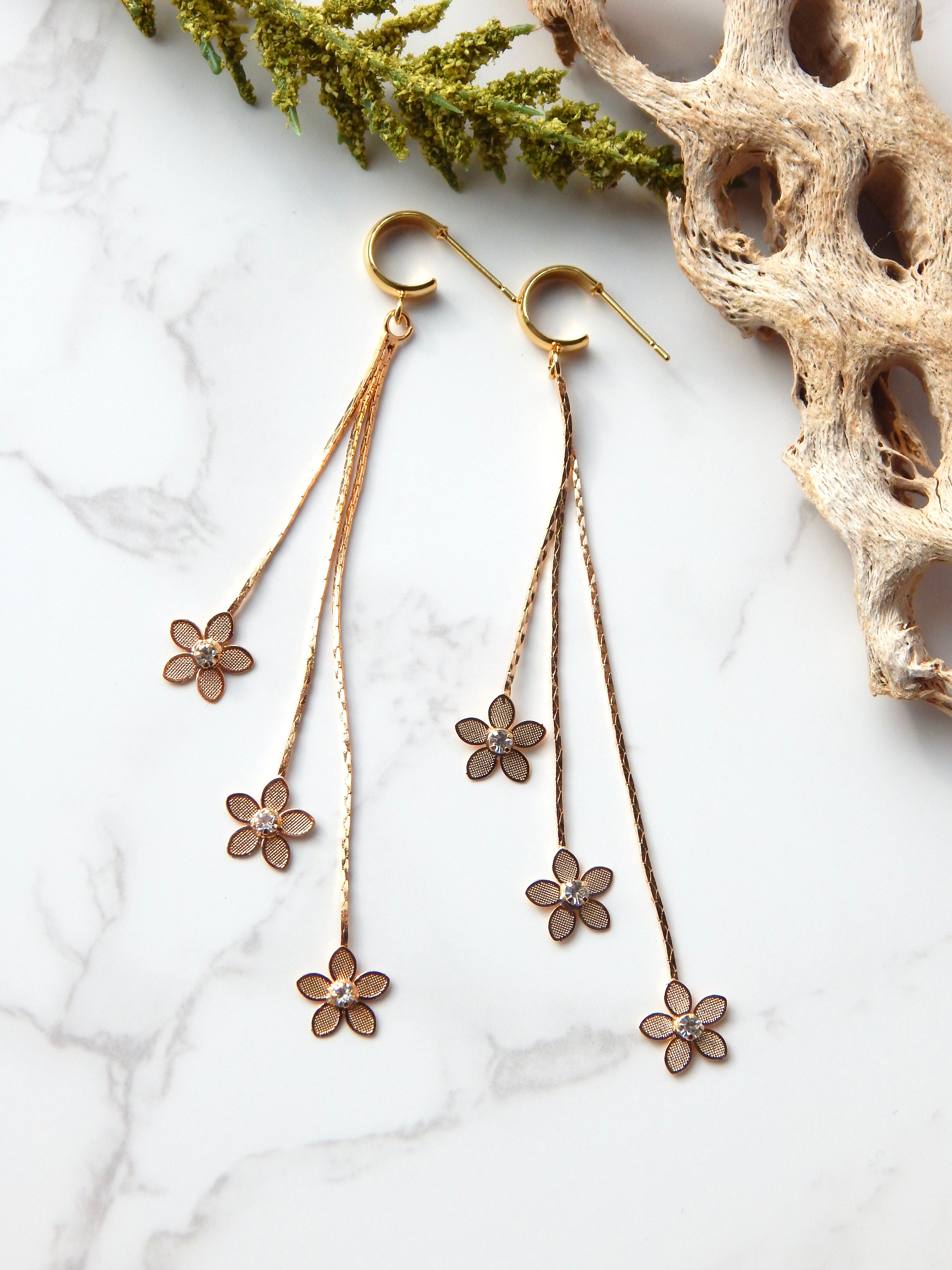 Dainty Gold Flower Dangle Hoop Earrings