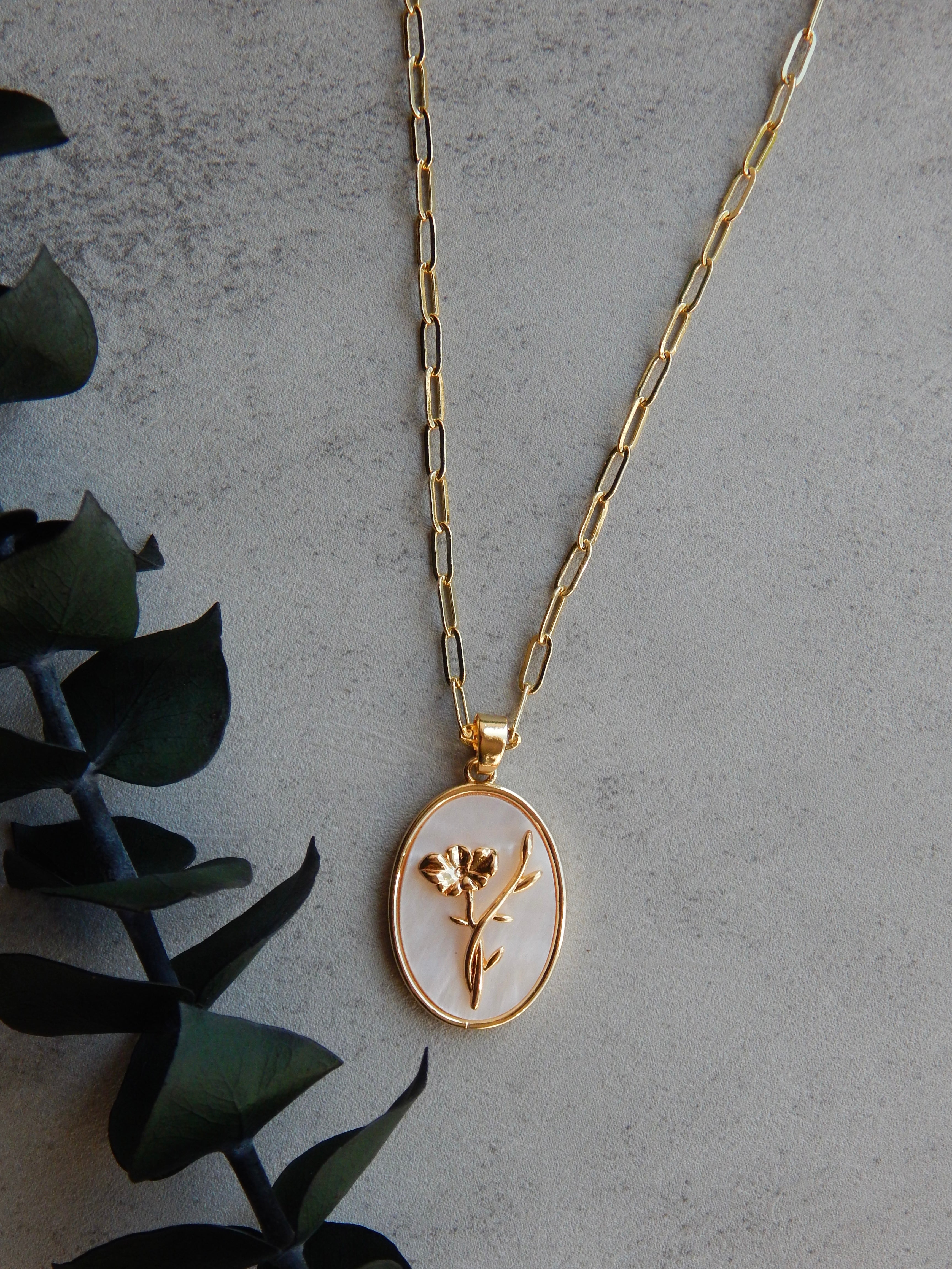Birth Flower Pendant Necklace
