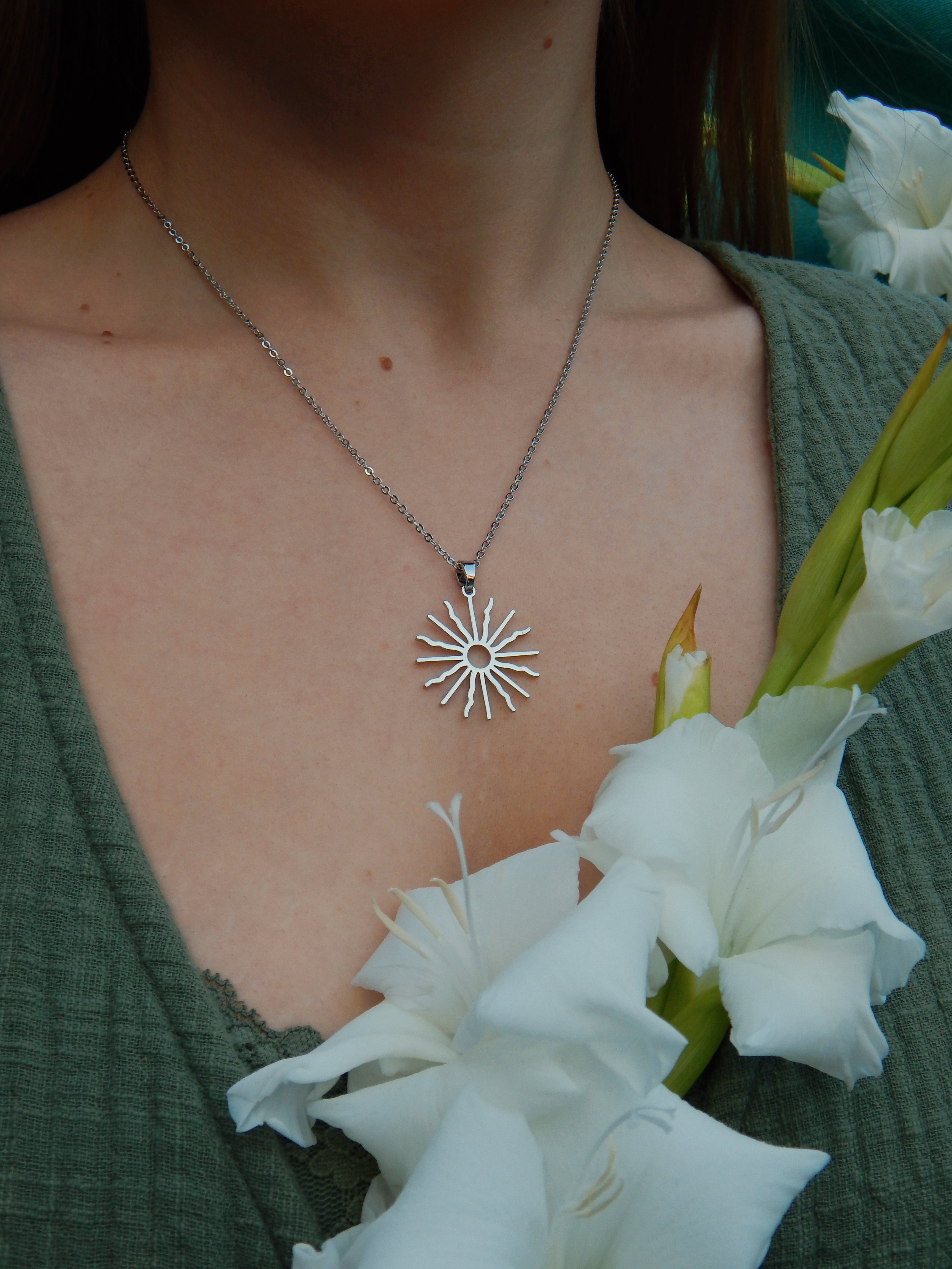 Sunburst Necklace – Minimalist Gold or Silver Radiant Sun Pendant
