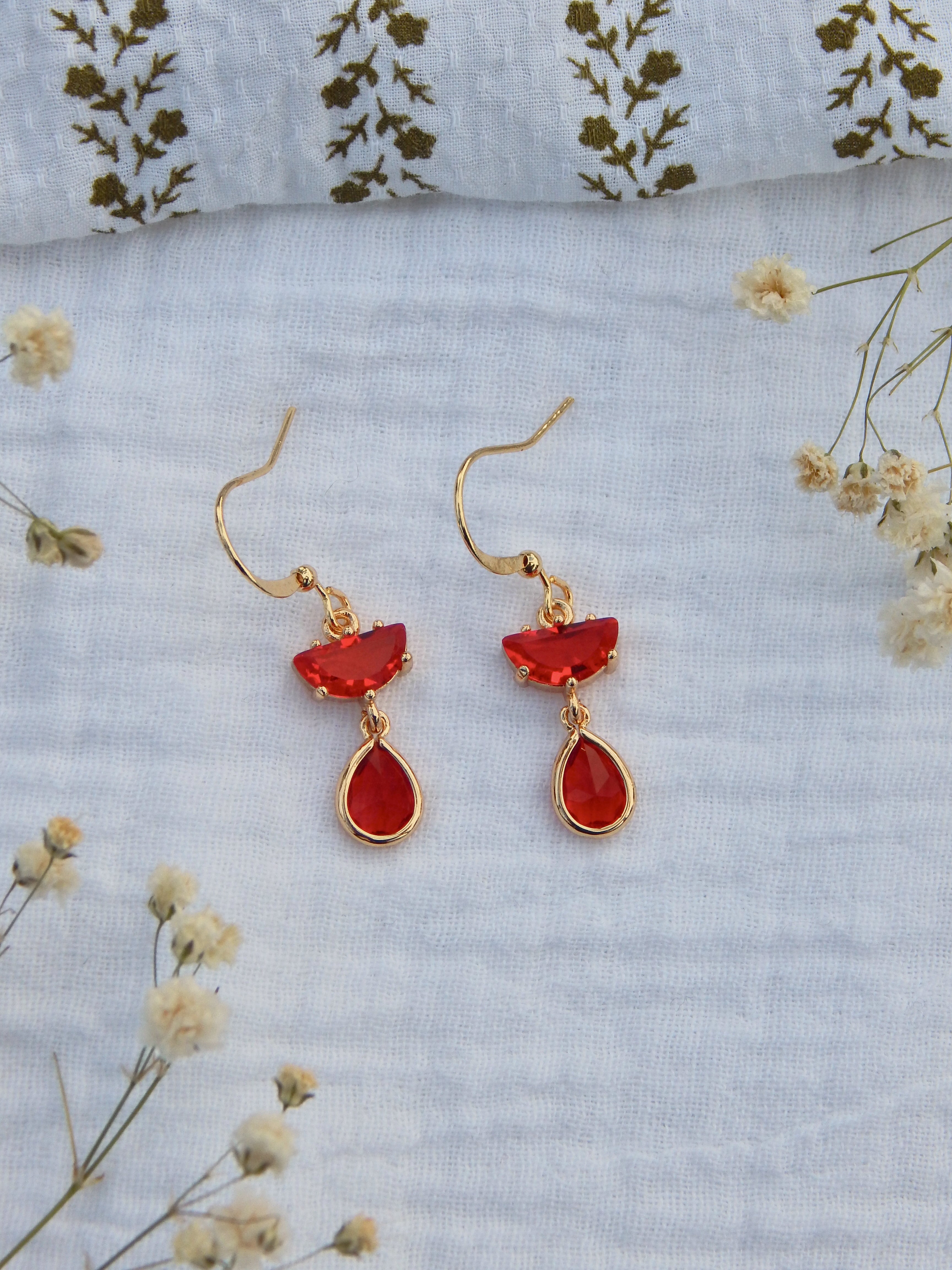 Crimson Gem Drop Earrings – Handmade Hardened Glass Holiday Jewelry