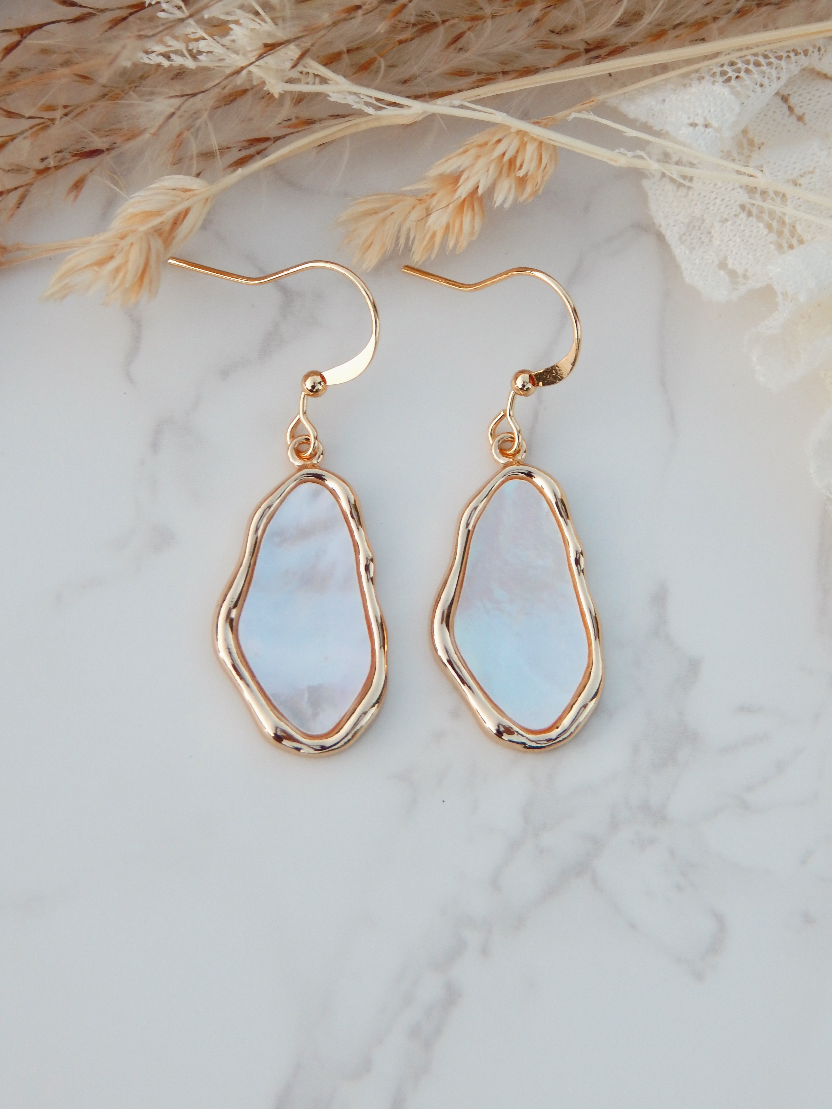 Amelia Dangle Earrings