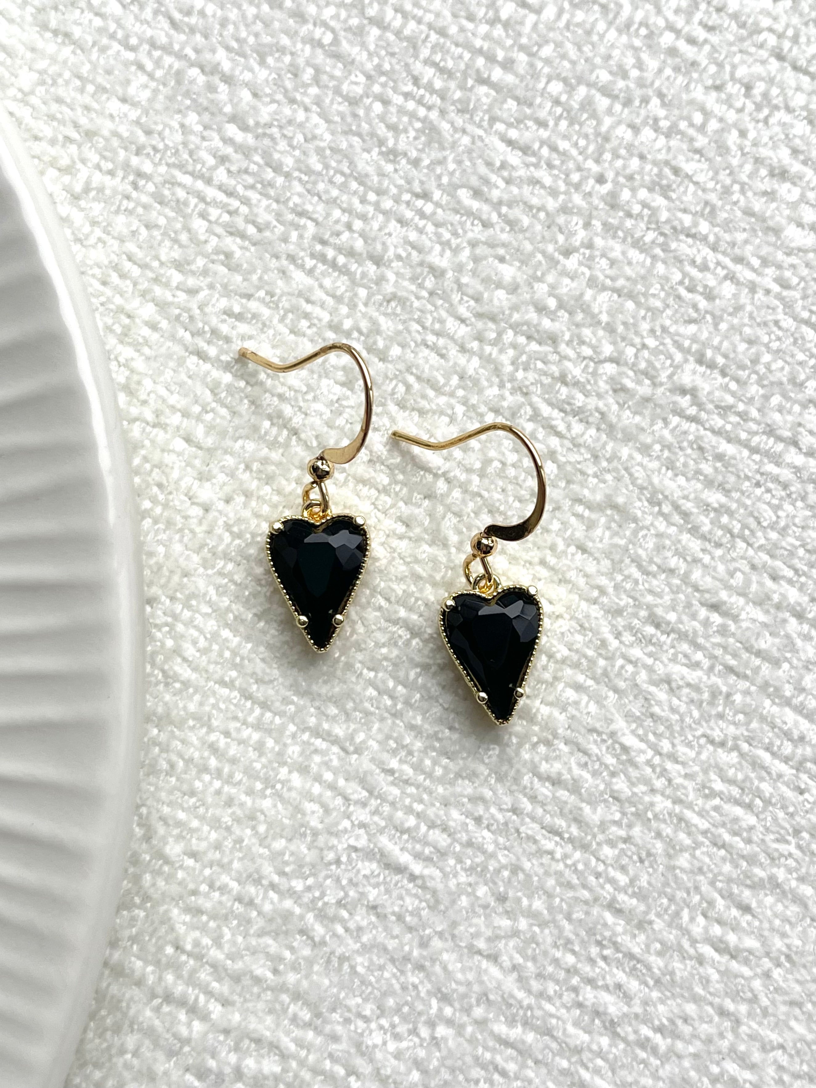 Simple Black Heart Earrings