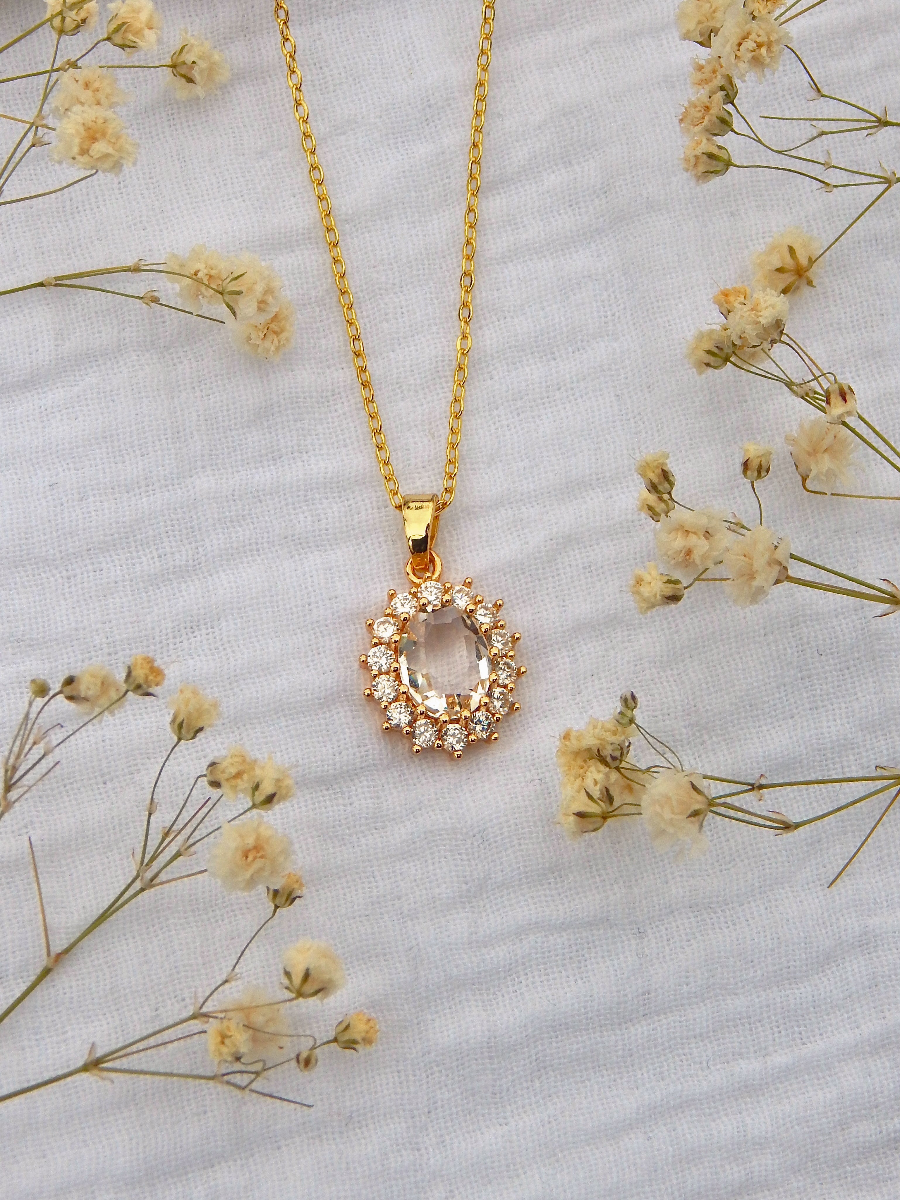Radiant Halo CZ Pendant Necklace — Gold | Hypoallergenic, Tarnish-Resistant