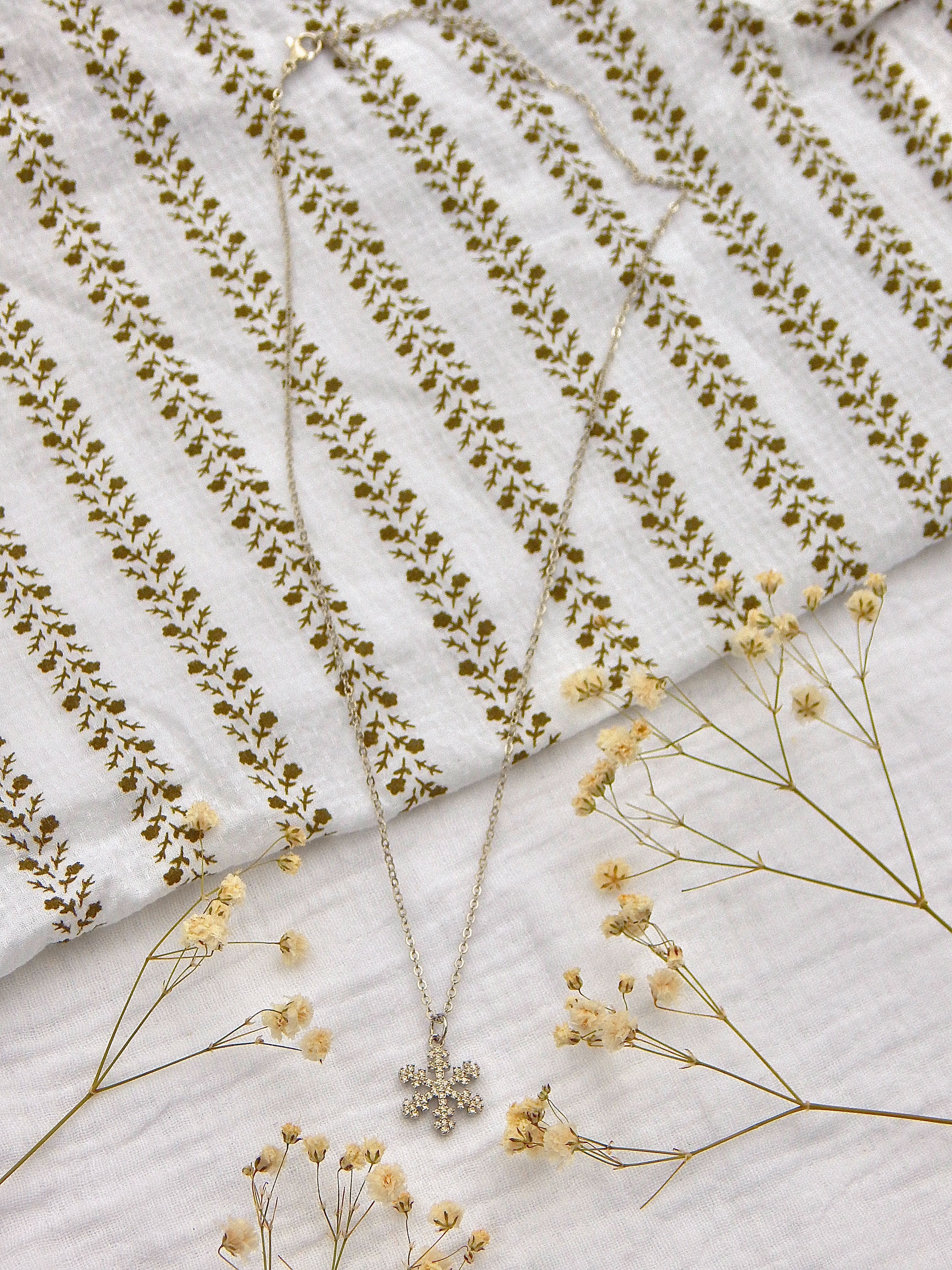 CZ Snowflake Pendant Necklace – Silver Winter Necklace | Dainty Hypoallergenic Holiday Jewelry