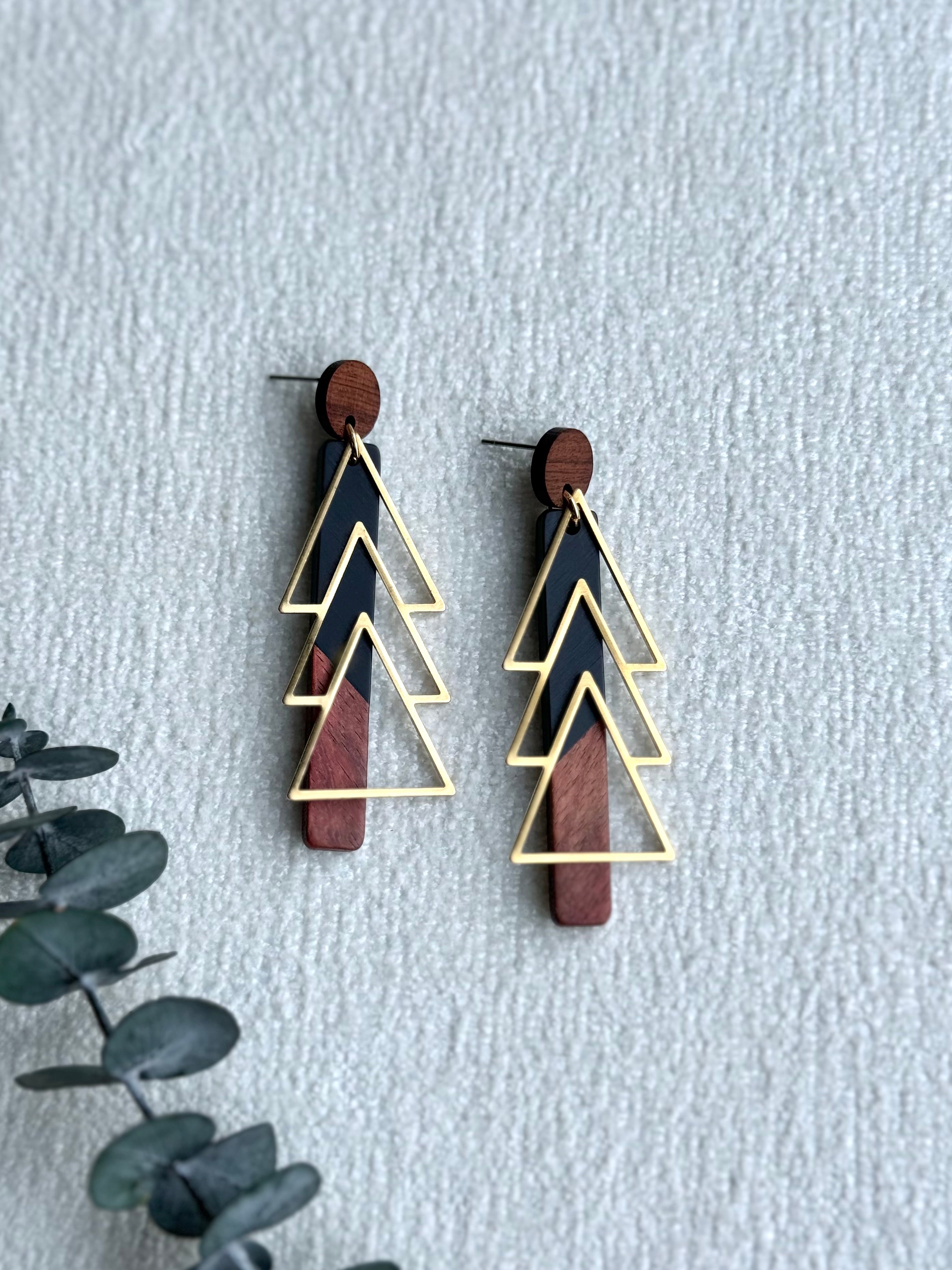 Dark Dakota Earrings