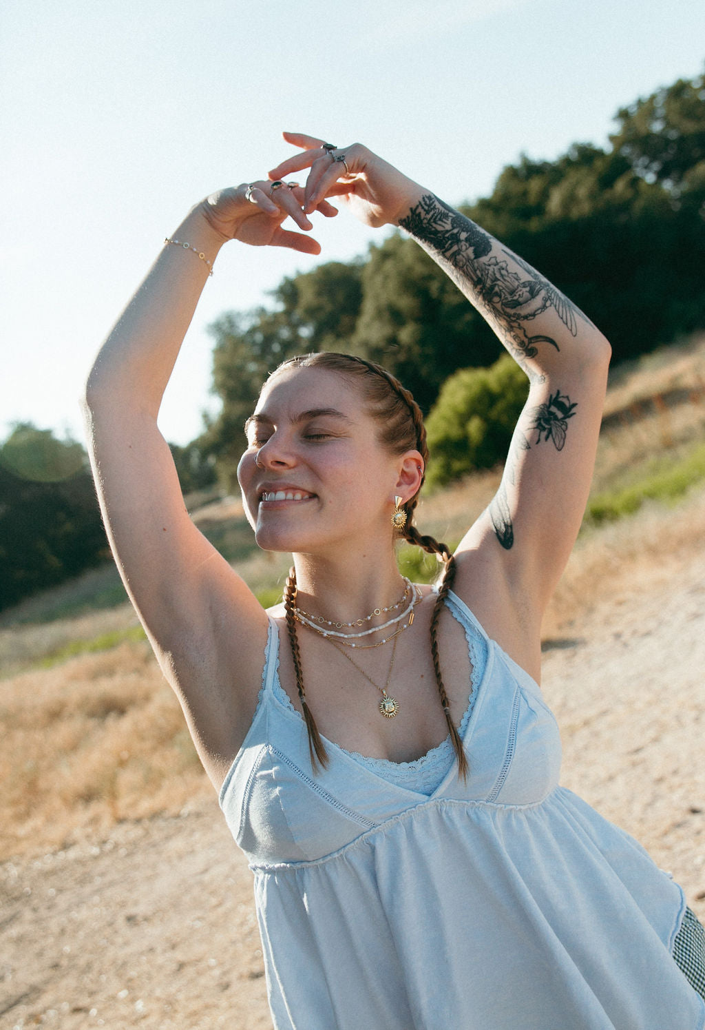 Golden Glow Necklace – Dainty Pearl & Gold Circle Layering Chain