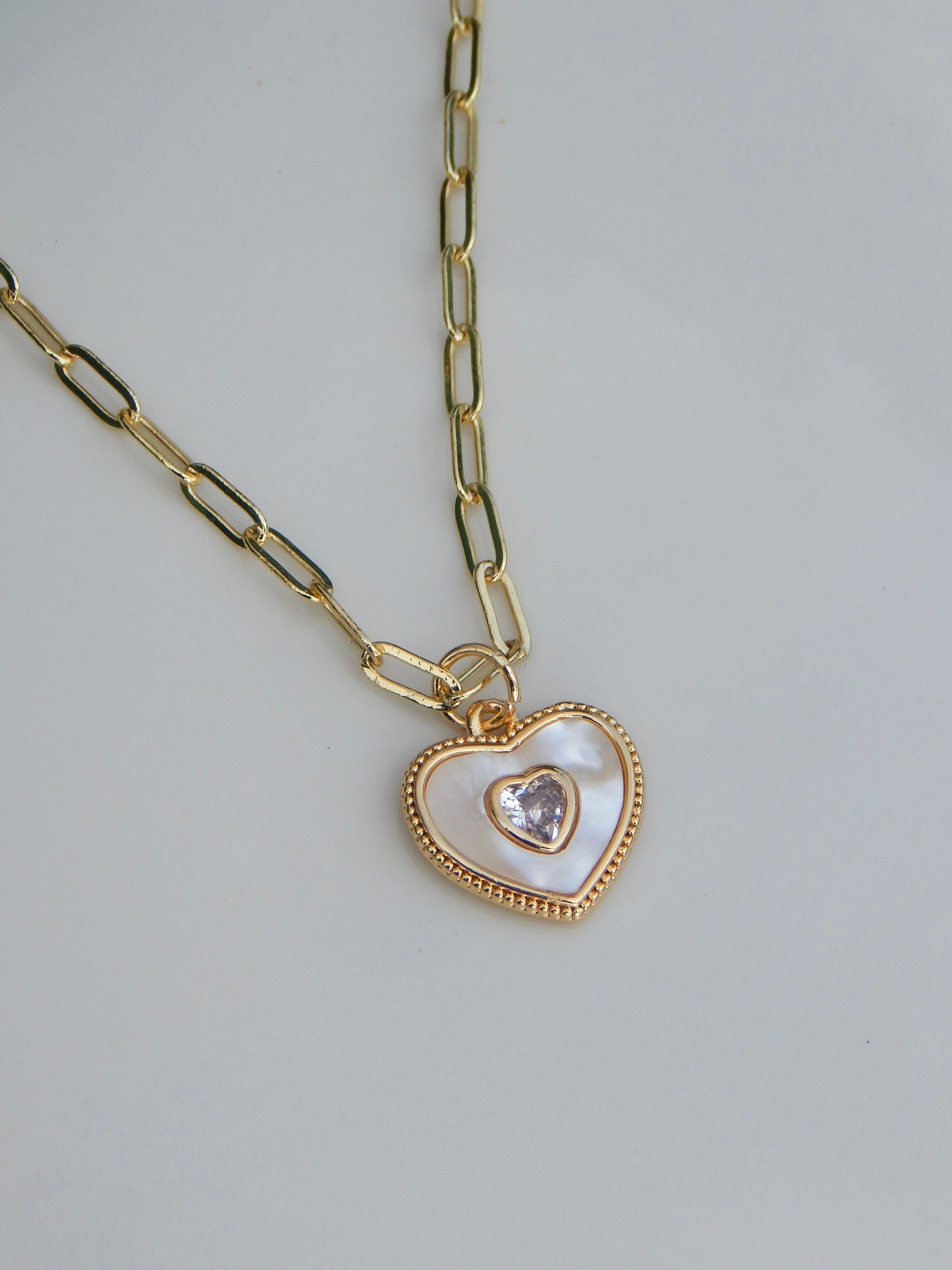 16 inch Sparkly Dainty Shell Heart Pendant Necklace