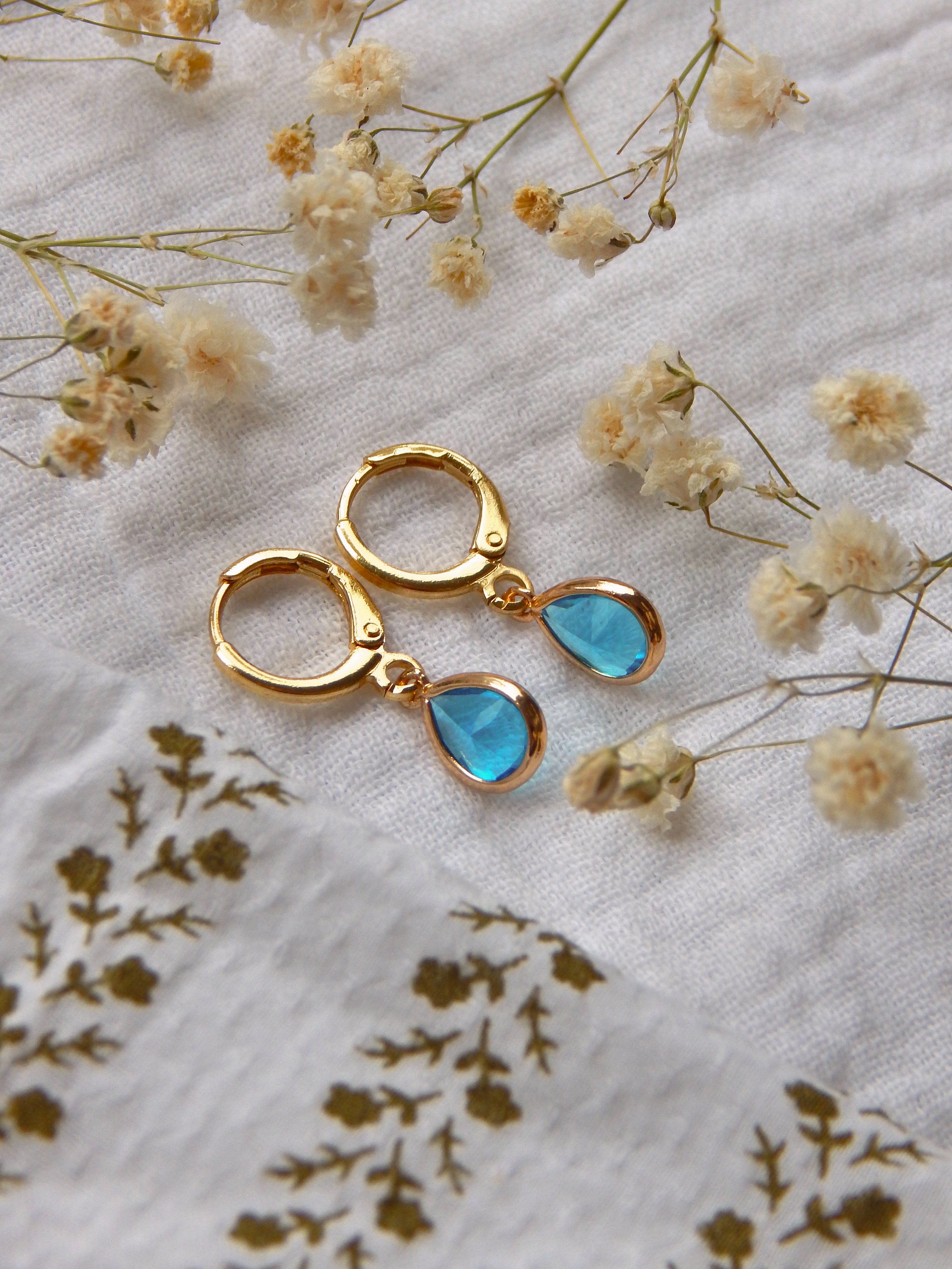 Light Blue Glass Teardrop Huggie Earrings – Hardened Glass Drop Hoops | Lightweight Hypoallergenic Gold Jewelry