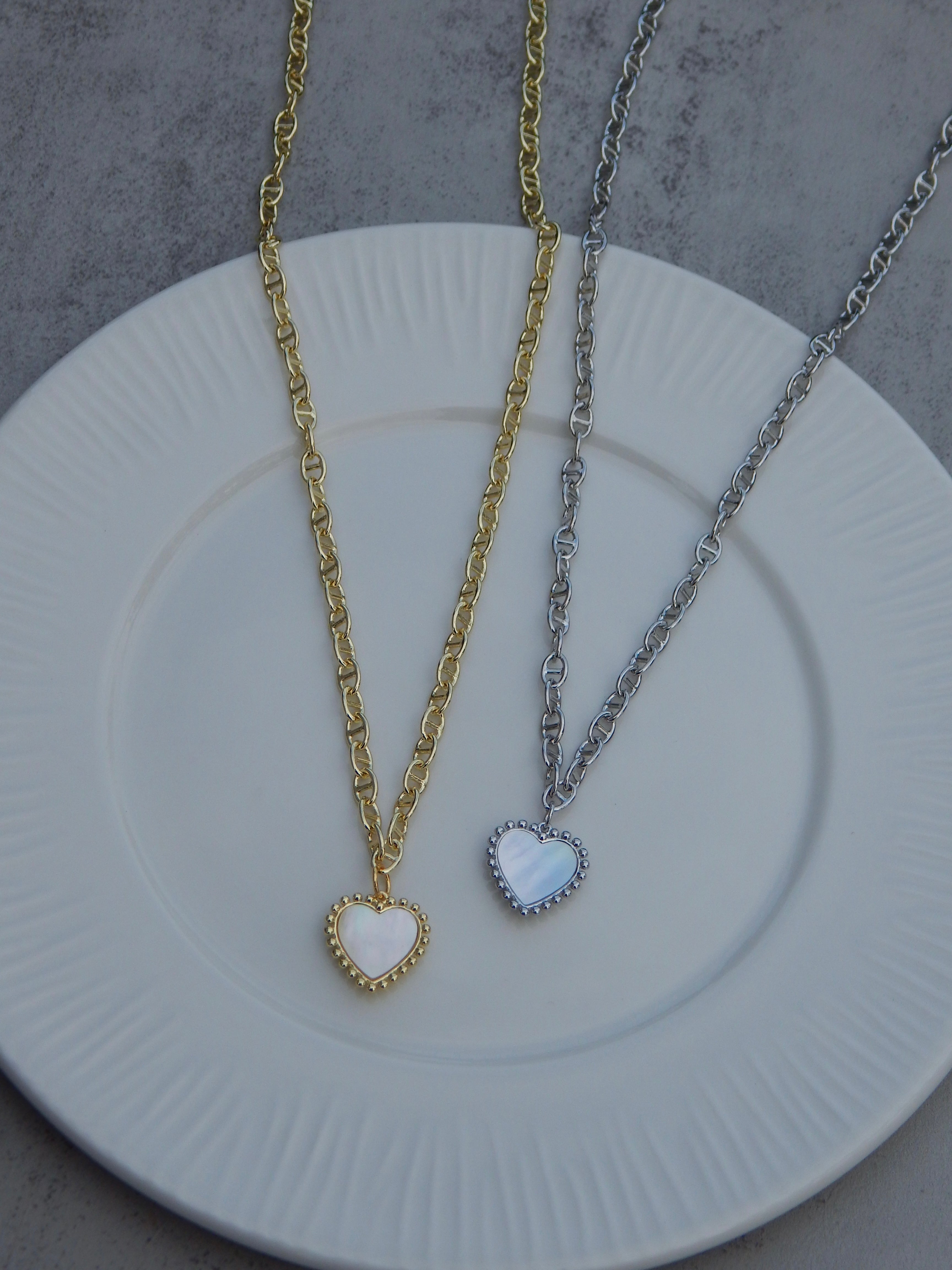 Shell Heart Pendant Necklace