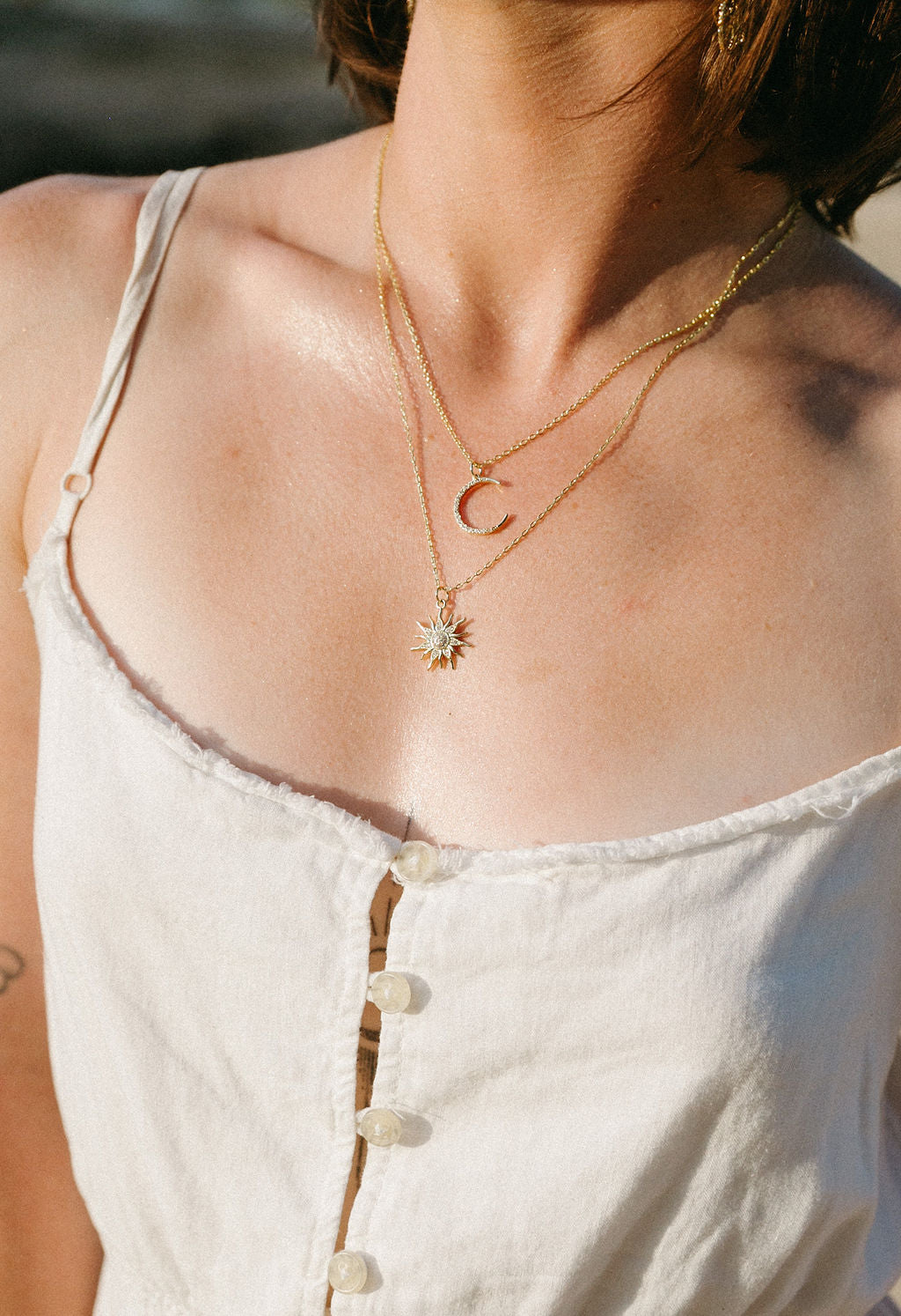 Zora Necklace – Sparkling Gold Sunburst Pendant | Celestial Statement
