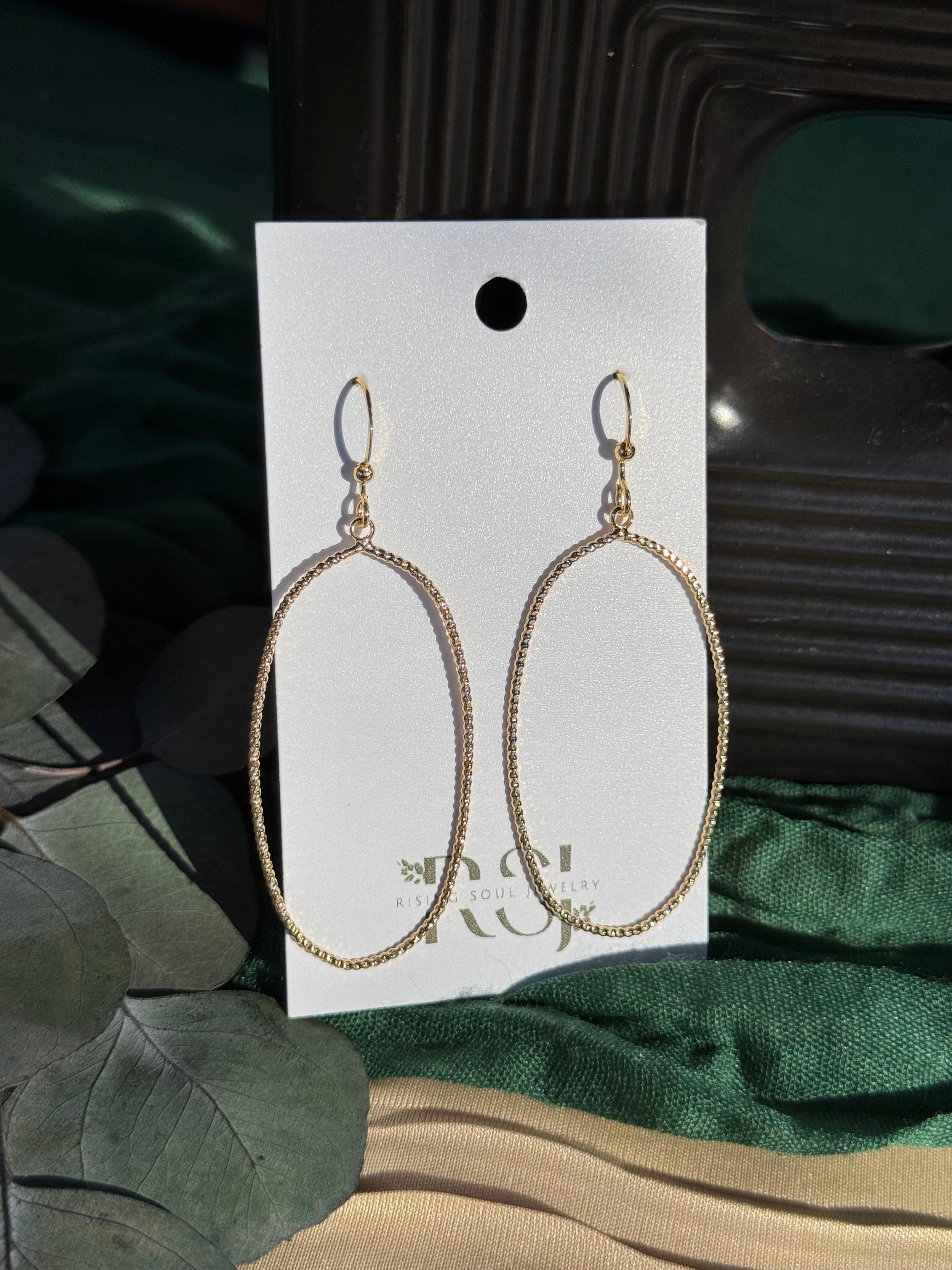 Simple Oval Earrings