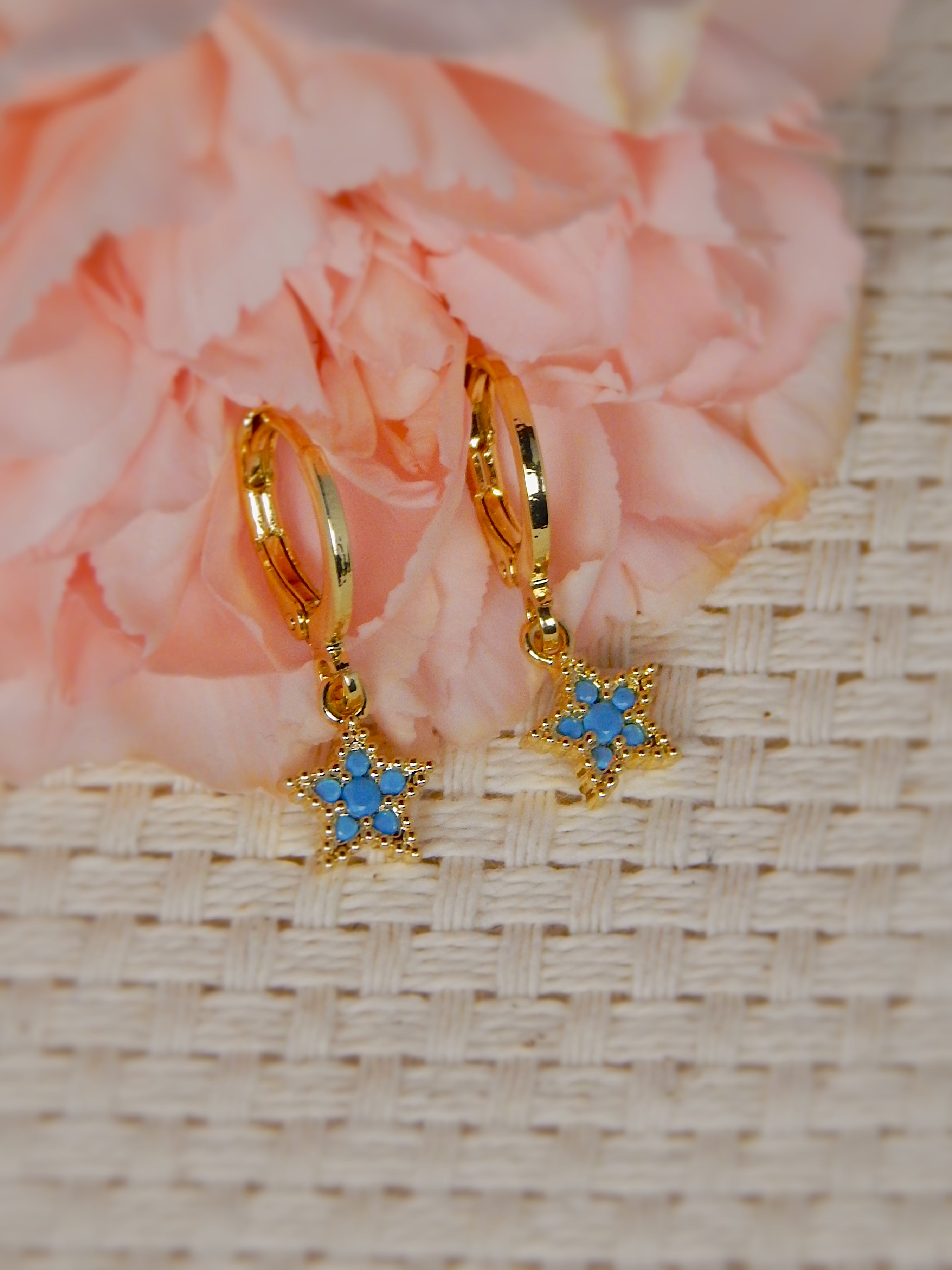 Guiding Light Huggies