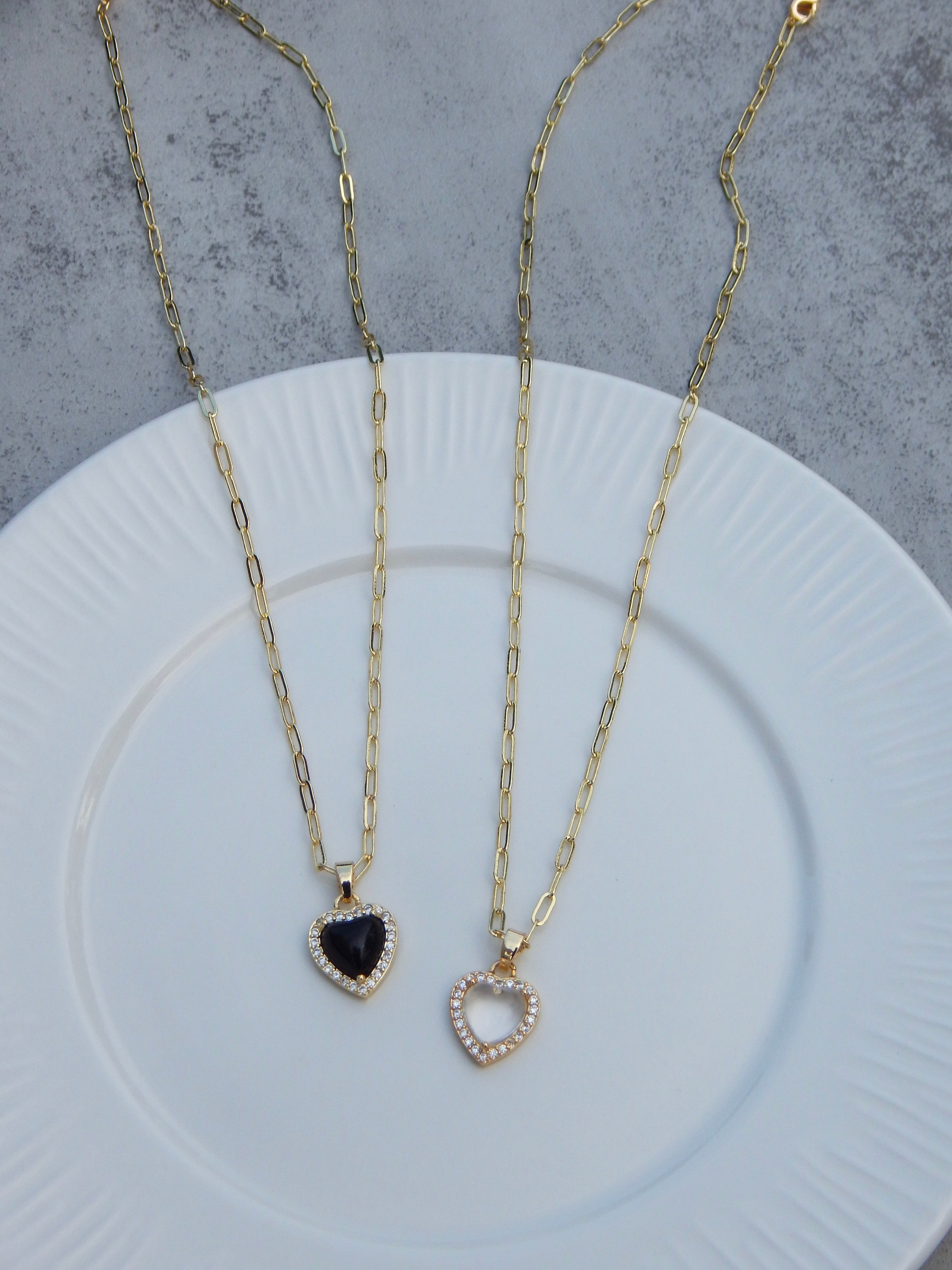 18 inch Bold Heart Pendant Necklace