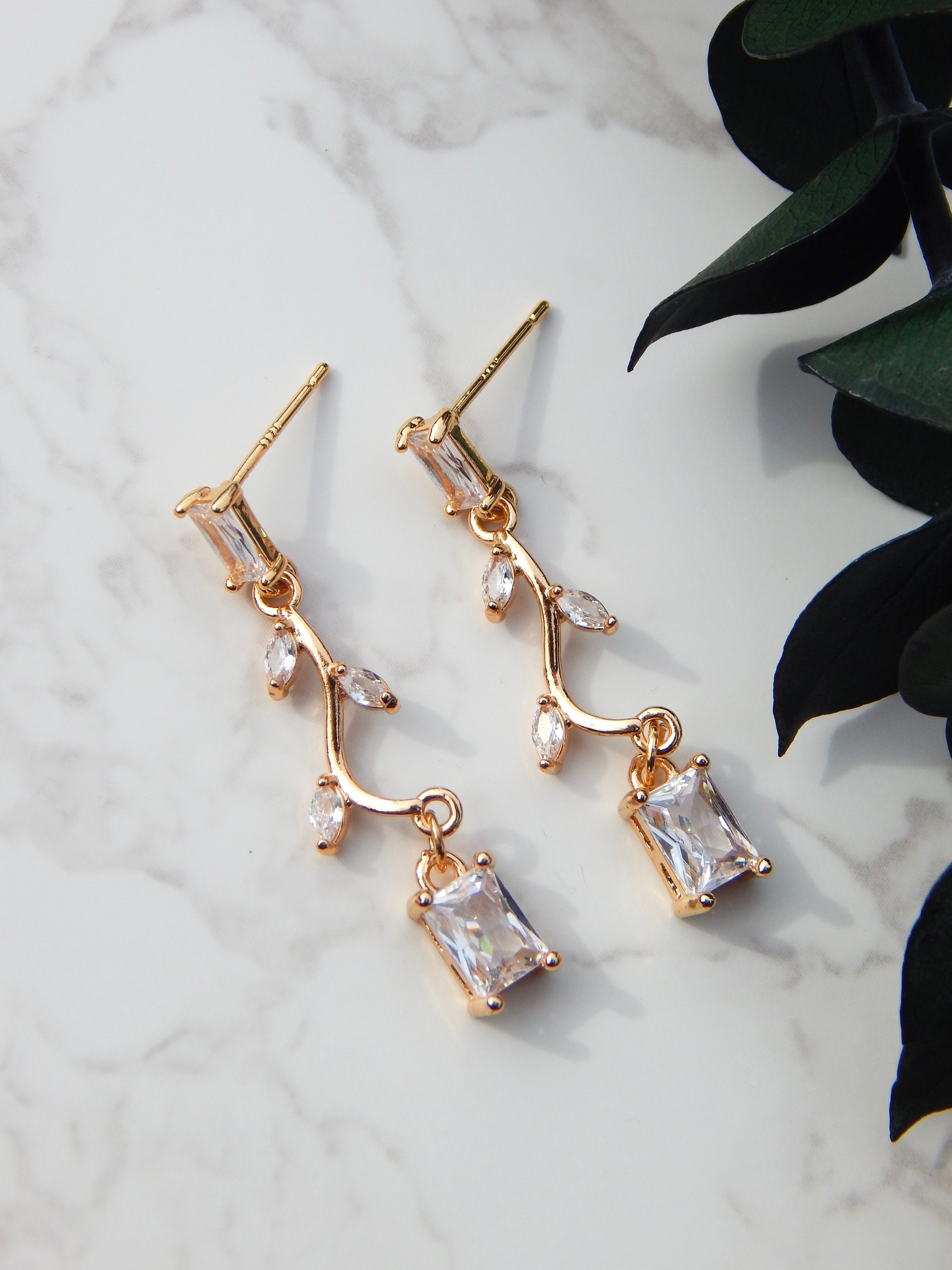 Gold Square Ivy Dangles